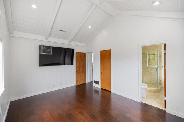 515 Fountain Avenue, Pacific Grove, CA 93950