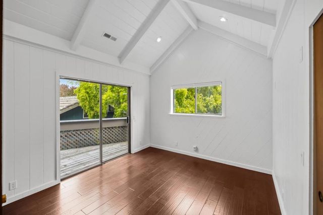 515 Fountain Avenue, Pacific Grove, CA 93950