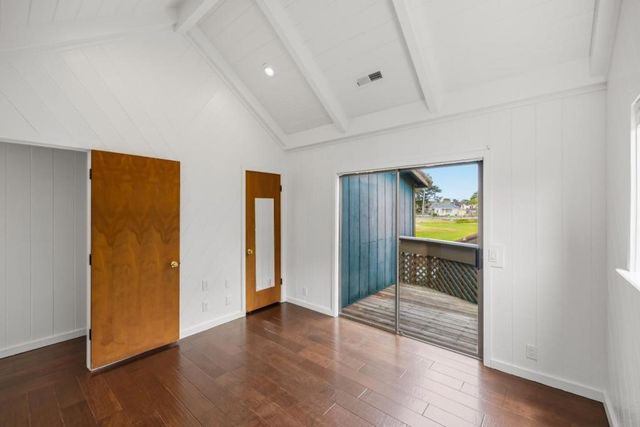 515 Fountain Avenue, Pacific Grove, CA 93950