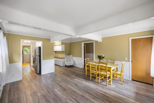 515 Fountain Avenue, Pacific Grove, CA 93950