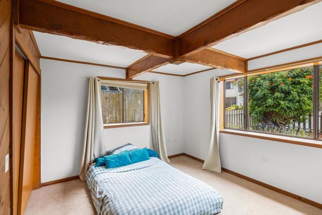 515 Fountain Avenue, Pacific Grove, CA 93950