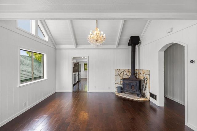 515 Fountain Avenue, Pacific Grove, CA 93950