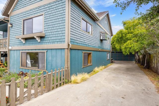 515 Fountain Avenue, Pacific Grove, CA 93950