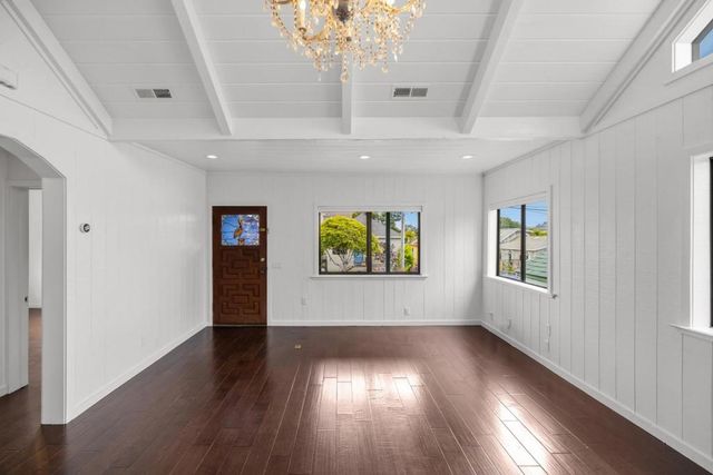 515 Fountain Avenue, Pacific Grove, CA 93950