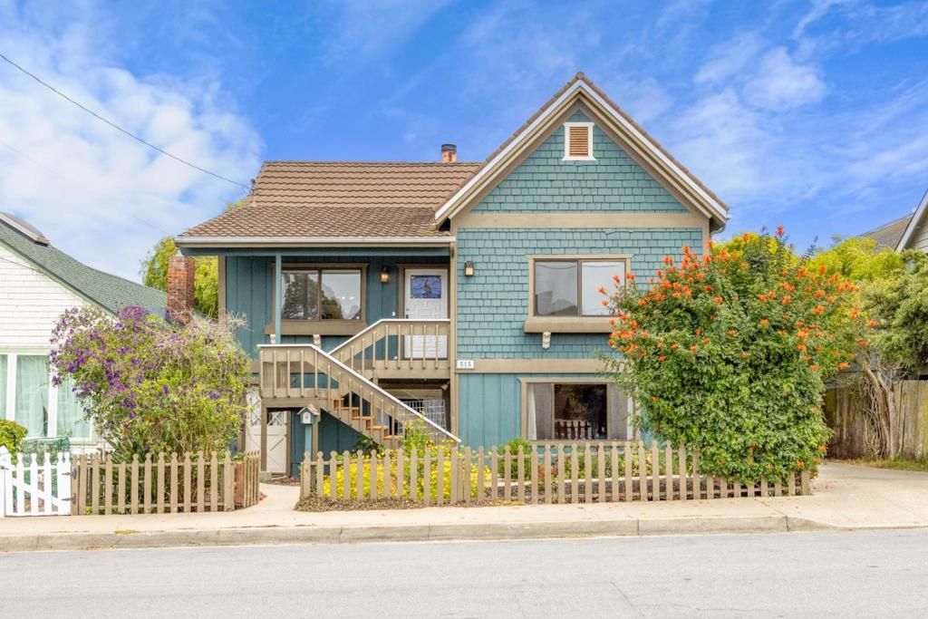 515 Fountain Avenue, Pacific Grove, CA 93950
