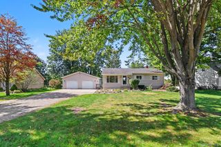905 N Wilder Road, Lapeer Township, MI 48446