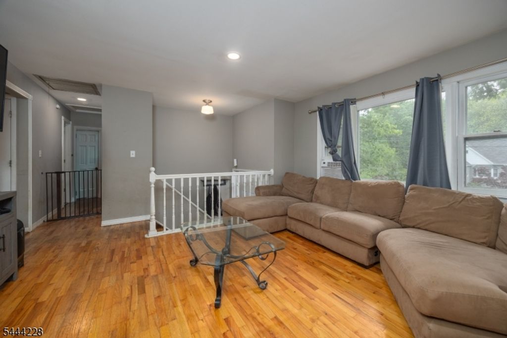 67 Cedar Tree Dr, Vernon Twp., NJ 07422 — photo 4