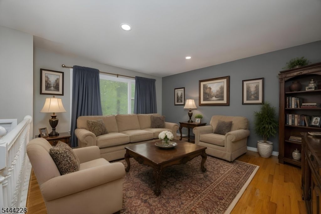 67 Cedar Tree Dr, Vernon Twp., NJ 07422 — photo 5