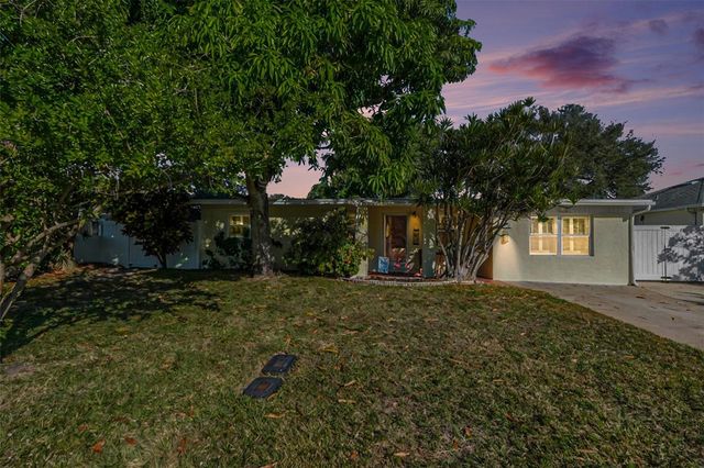 206 HARBOR DRIVE, Cape Canaveral, FL 32920