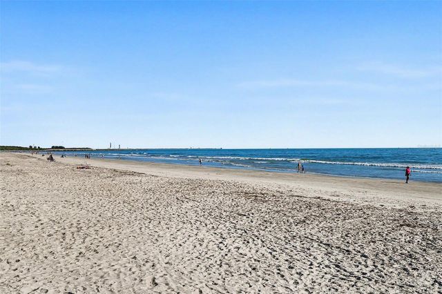 206 HARBOR DRIVE, Cape Canaveral, FL 32920