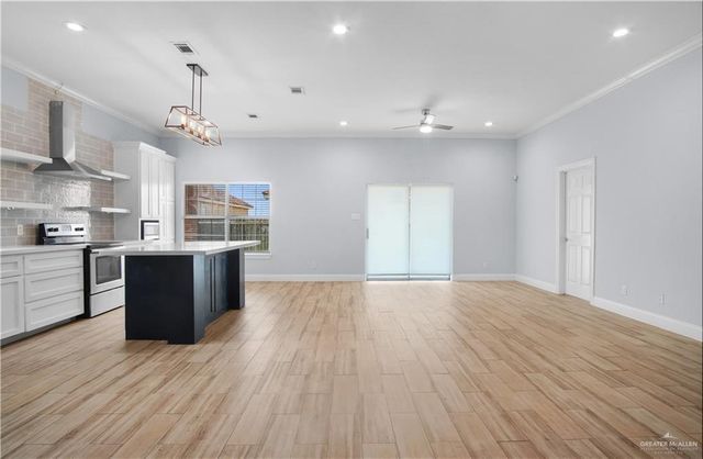 3214 Zoe Avenue, Edinburg, TX 78539