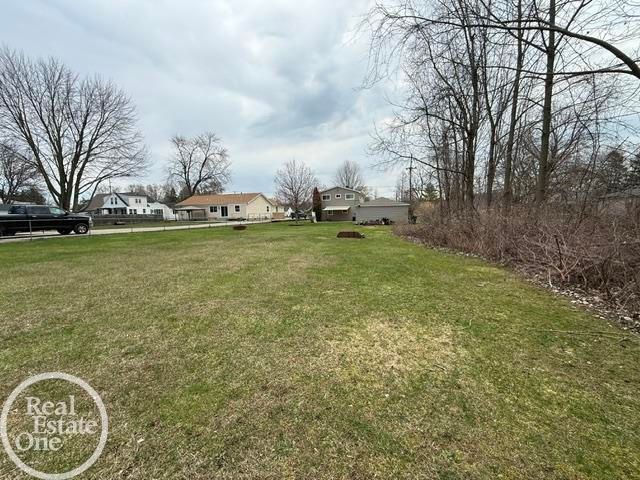 39291 Shoreline Drive, Harrison Twp, MI 48045