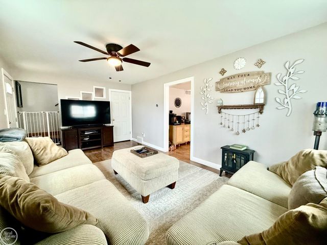 39291 Shoreline Drive, Harrison Twp, MI 48045