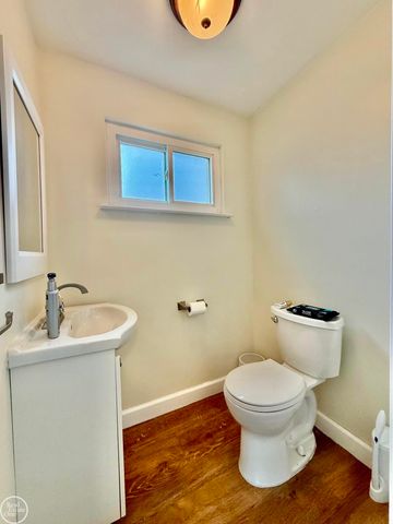 39291 Shoreline Drive, Harrison Twp, MI 48045