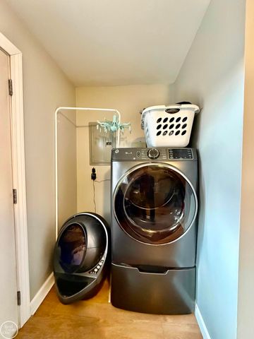 39291 Shoreline Drive, Harrison Twp, MI 48045