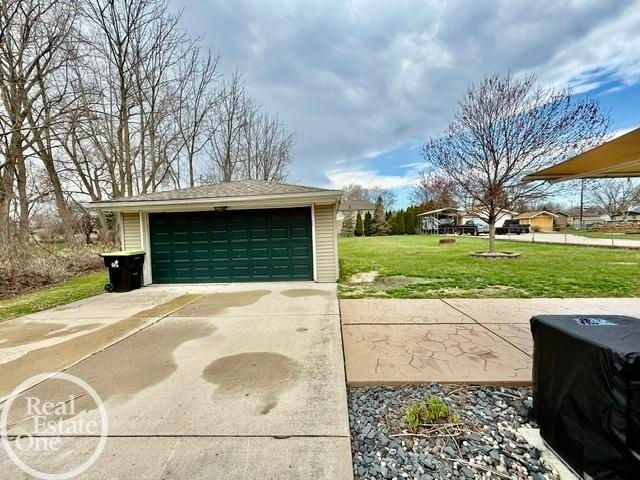 39291 Shoreline Drive, Harrison Twp, MI 48045