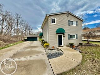 39291 Shoreline Drive, Harrison Twp, MI 48045