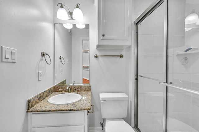 2430 Nantucket Drive B, Houston, TX 77057