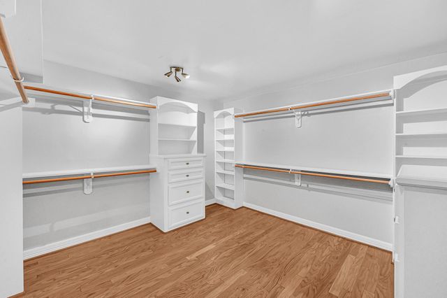 2430 Nantucket Drive B, Houston, TX 77057
