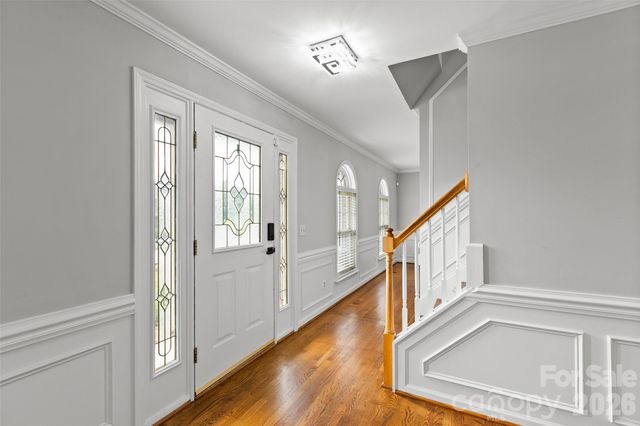 1005 Lisa Run Drive, Kernersville, NC 27284