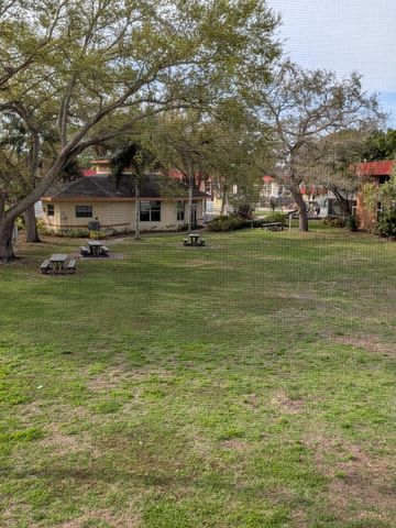 4141 16th Street, Vero Beach, FL 32960