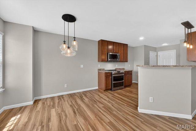 20 Country Heights Court, Lake St Louis, MO 63367