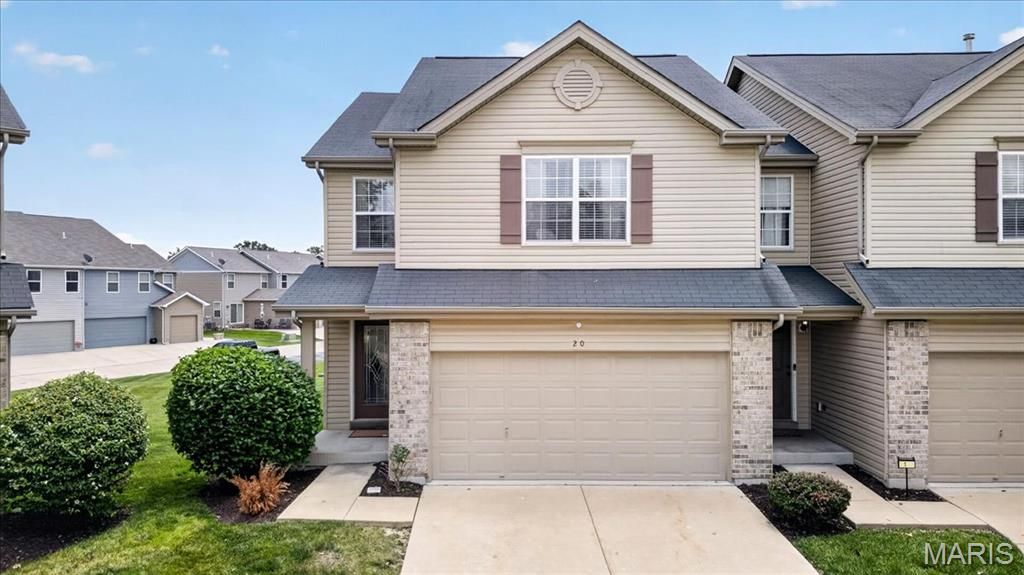 20 Country Heights Court, Lake St Louis, MO 63367