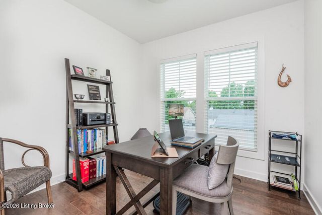 10331 Truman Way, Jeffersontown, KY 40299