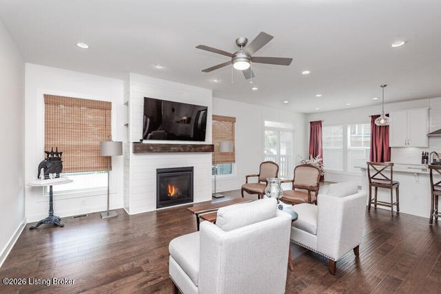 10331 Truman Way, Jeffersontown, KY 40299