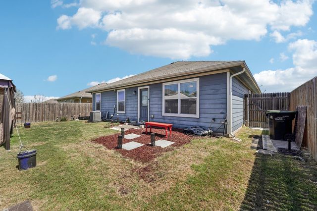 308 Nueces River TRL, Hutto, TX 78634