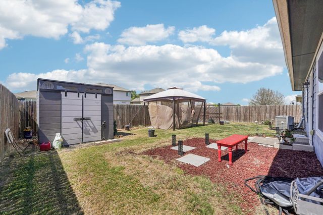 308 Nueces River TRL, Hutto, TX 78634