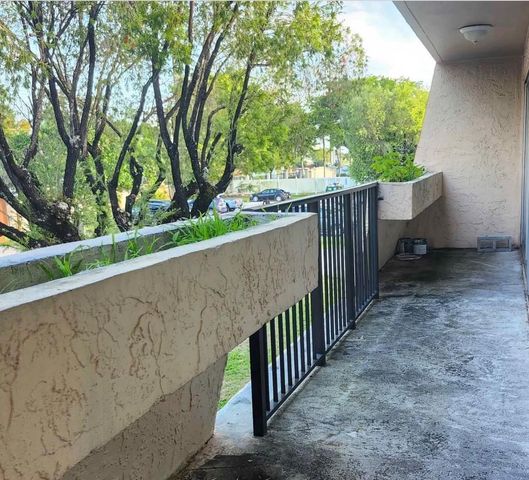 488 NE 18th Avenue 208, Homestead, FL 33033