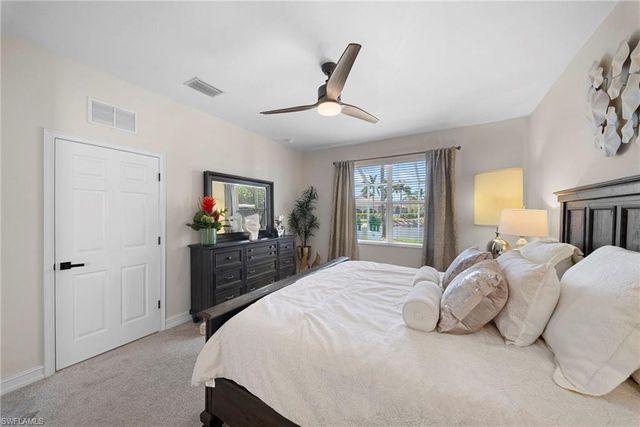 14321 Manchester DR, Naples, FL 34114