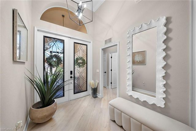 14321 Manchester DR, Naples, FL 34114