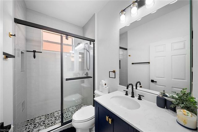 14321 Manchester DR, Naples, FL 34114