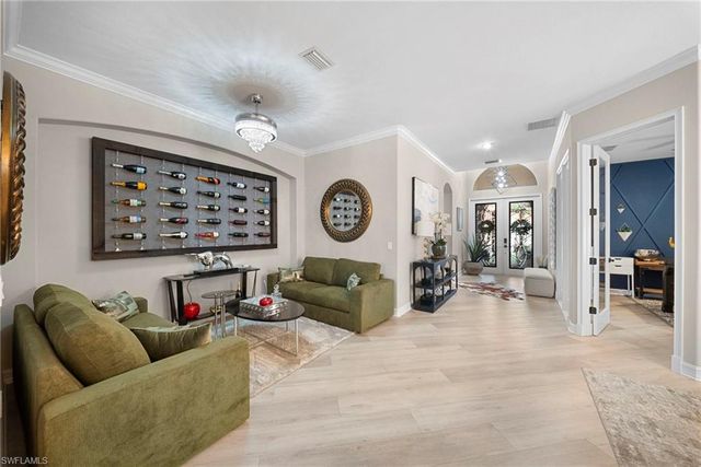 14321 Manchester DR, Naples, FL 34114