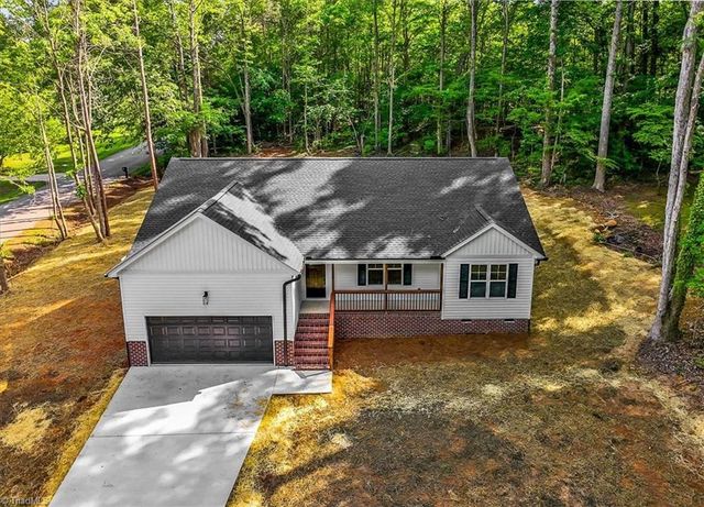 4007 Village Drive, Trinity, NC 27370