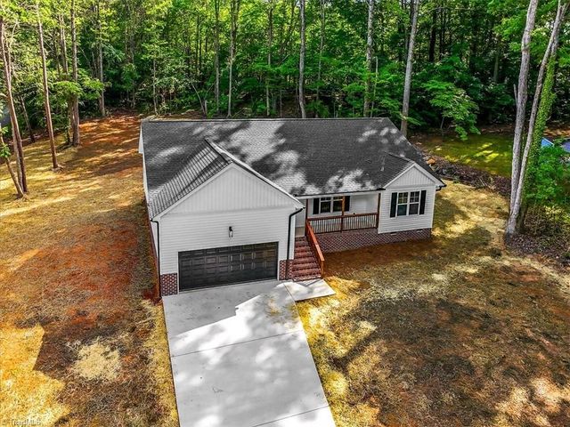 4007 Village Drive, Trinity, NC 27370