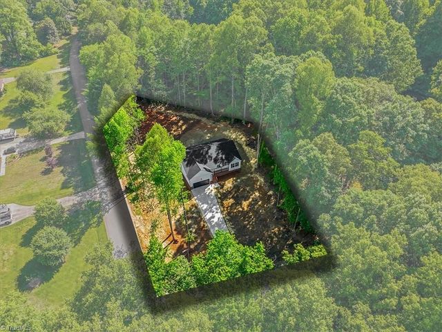 4007 Village Drive, Trinity, NC 27370