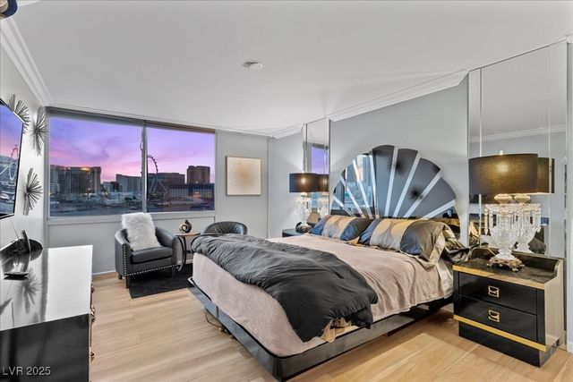 205 East Harmon Avenue 802, Las Vegas, NV 89169