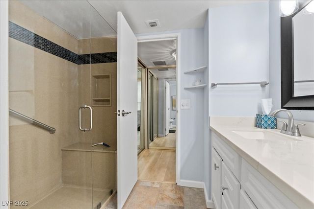 205 East Harmon Avenue 802, Las Vegas, NV 89169