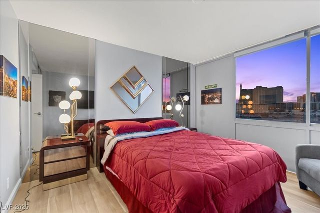 205 East Harmon Avenue 802, Las Vegas, NV 89169