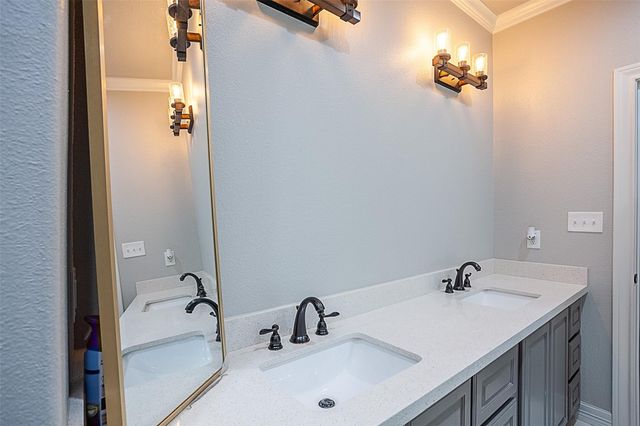 7495 Broussard Road, Beaumont, TX 77713