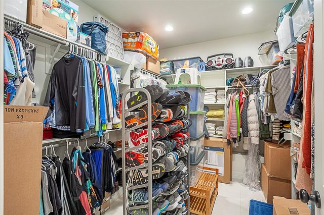 7495 Broussard Road, Beaumont, TX 77713