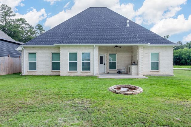 7495 Broussard Road, Beaumont, TX 77713