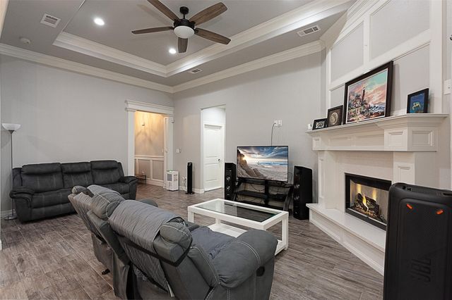 7495 Broussard Road, Beaumont, TX 77713