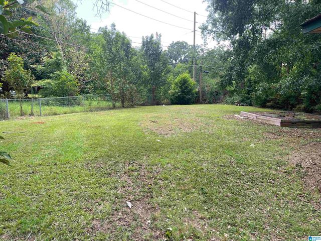 1405 WOODWARD ROAD, Midfield, AL 35228