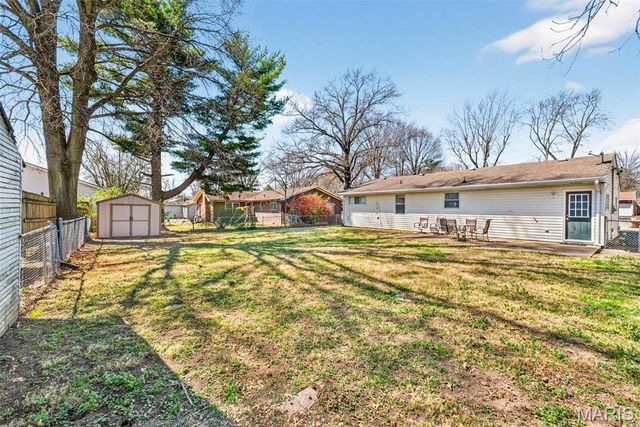 2104 E C Street, Belleville, IL 62221