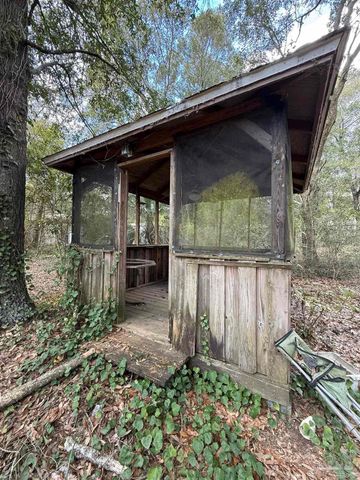 3928 Reinhardt Village Rd, Milton, FL 32583