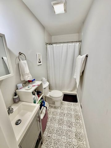 60 Liverpool St 1, Boston, MA 02128